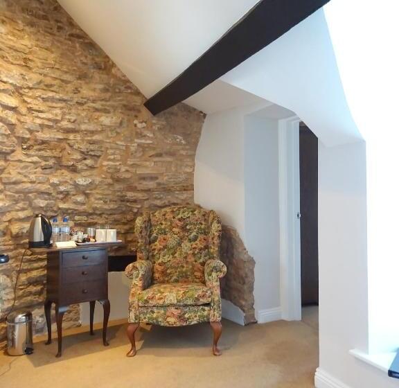 带大床的高级房间, Garway Moon Inn