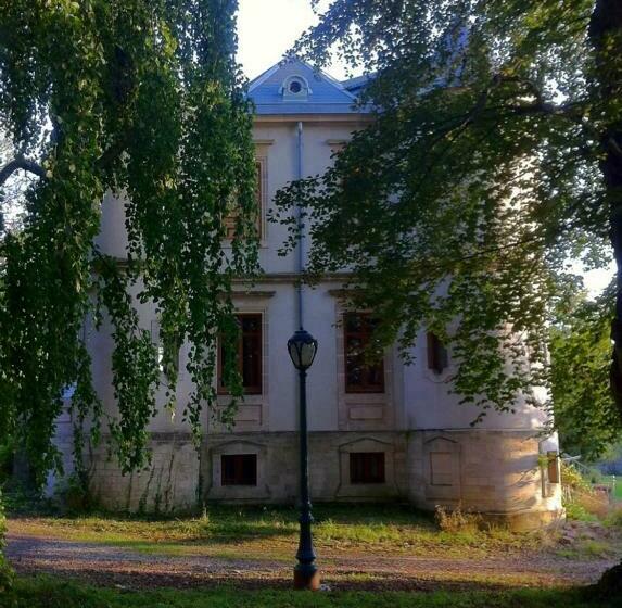 غرفة قياسية مطلّة علي الحديقة, Le Château De Conde En Barrois