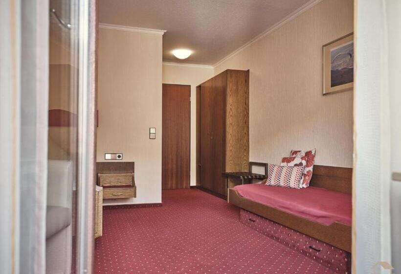 スタンダードシングルルーム, Café Pension Endehof