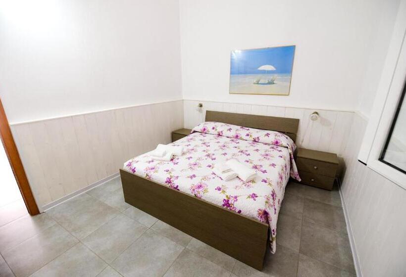 דירת חדר, Giardini Sausari Residence