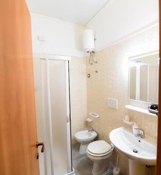 Номер Стандарт Трехместный, Giardini Sausari Residence