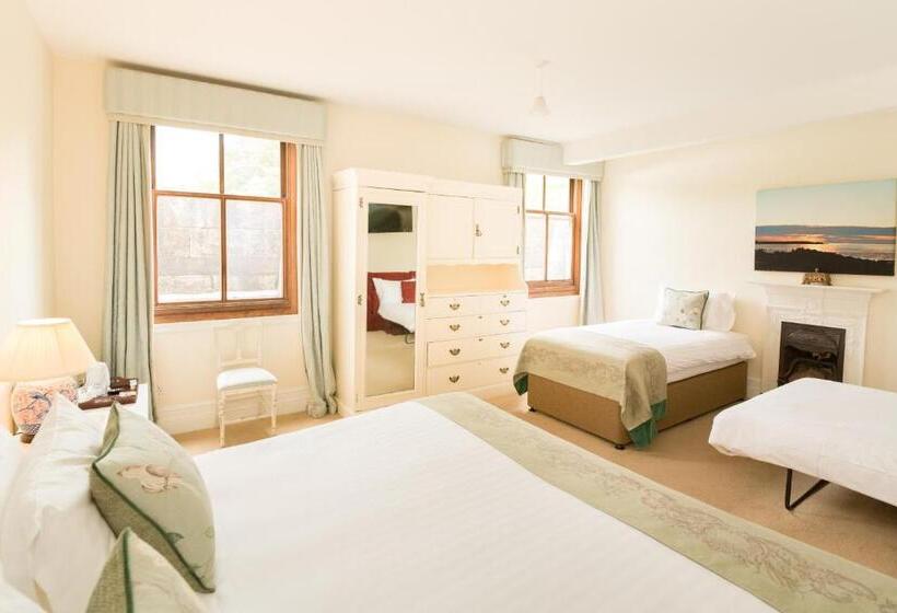 Семейный Номер, Springkell