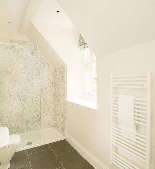 Номер Deluxe, Springkell