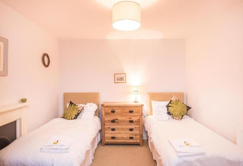 Хижина, Springkell