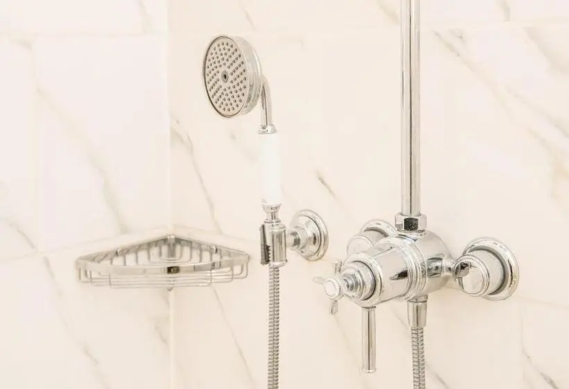 Habitació Deluxe, Springkell