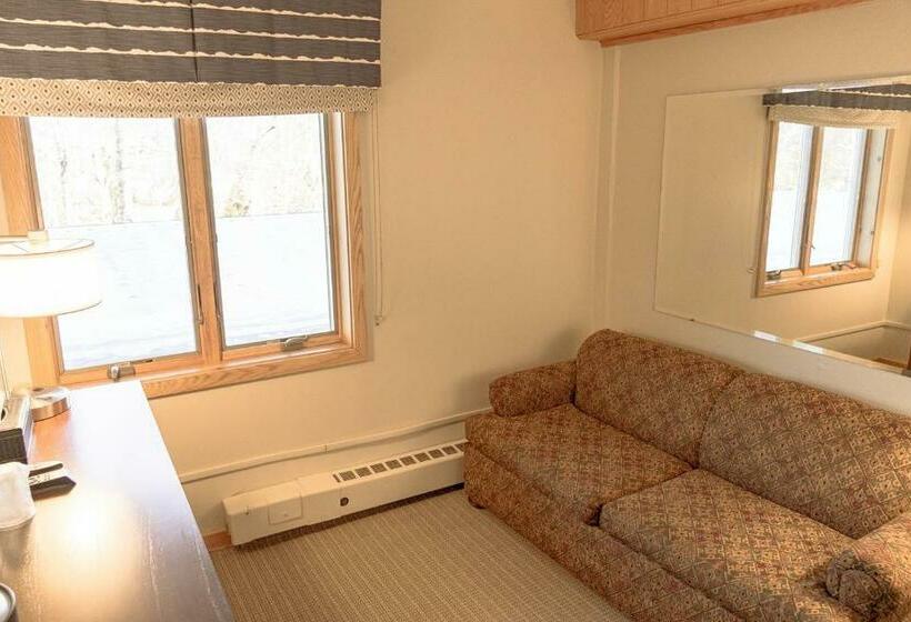 جناح, Sugarloaf Inn