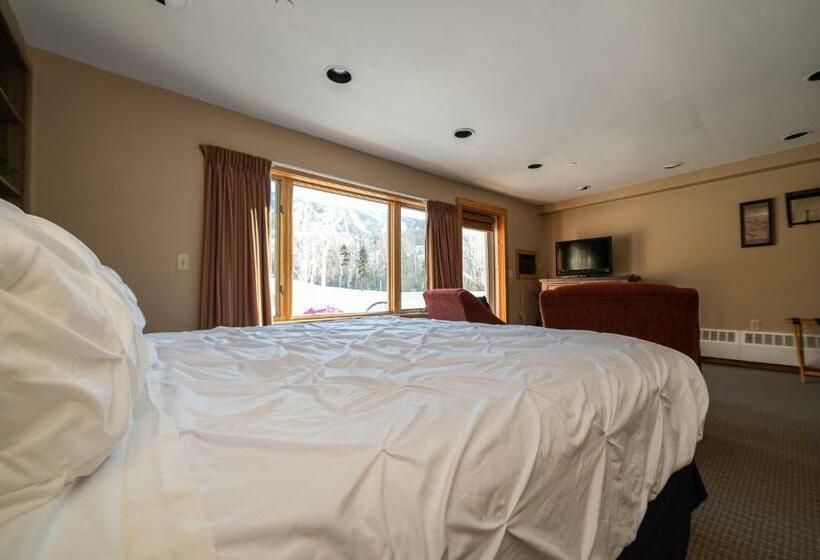 스탠다드 룸 킹사이즈 침대, Sugarloaf Inn