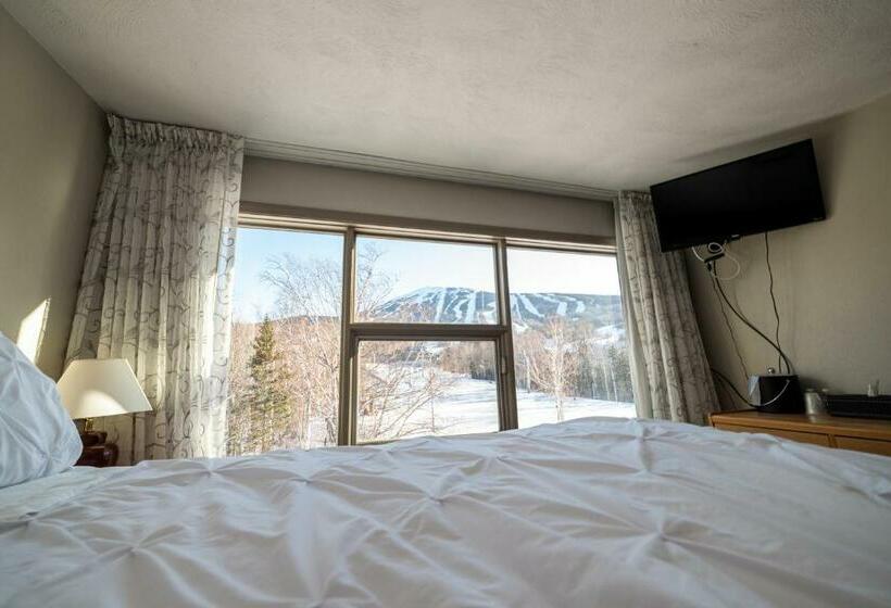 غرفة عائلية مطلّة علي الجبل, Sugarloaf Inn