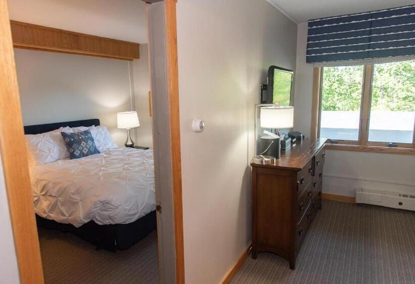 جناح, Sugarloaf Inn