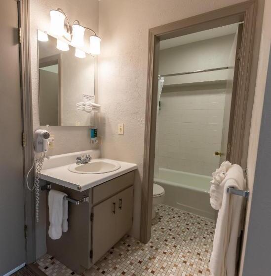 غرفة قياسية, Sugarloaf Inn