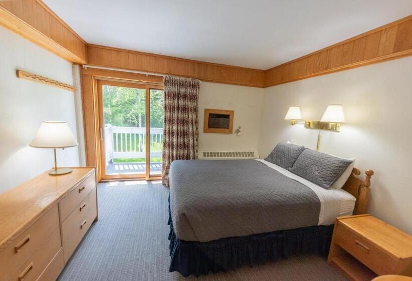 غرفة قياسية مزوَّدة بشُرفة, Sugarloaf Inn