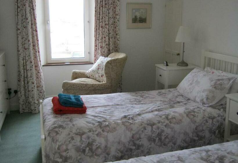 Номер Deluxe Вид на Море, No 1 Broughton Bed & Breakfast