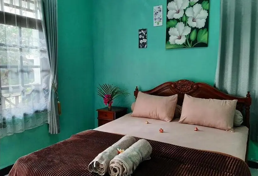 スーペリアールーム, New Taman Sari Homestay