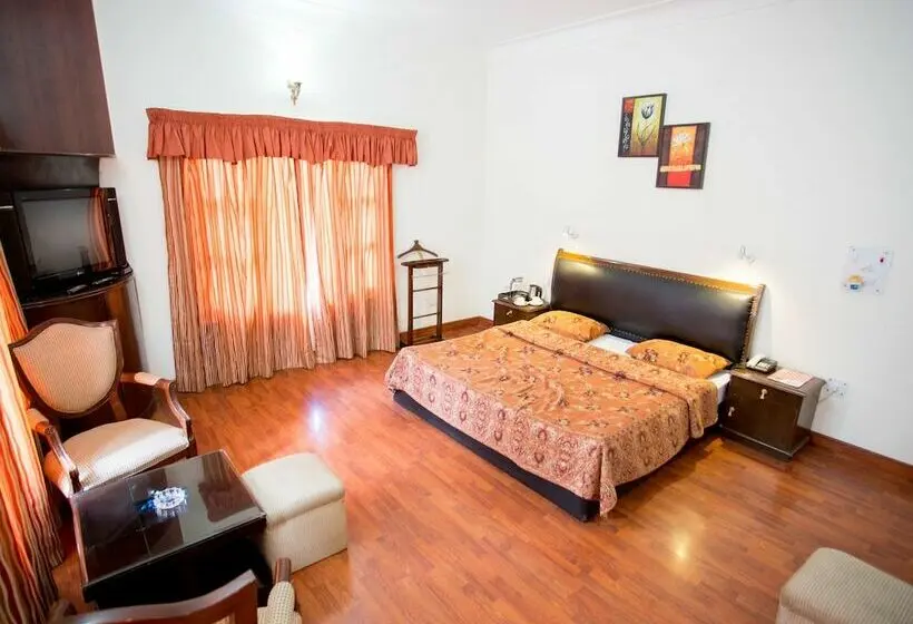 エクゼクティブルーム, Tehri Club And Resorts