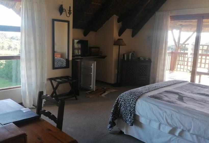 デラックスルーム, Happy Jackal