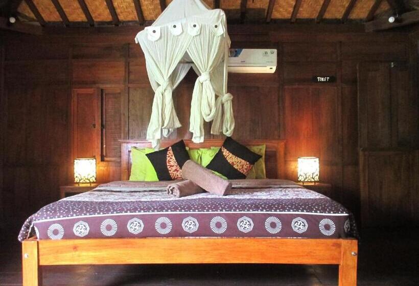 Бунгало Стандарт Вид на Сад, Green Paddy Hostel & Villa