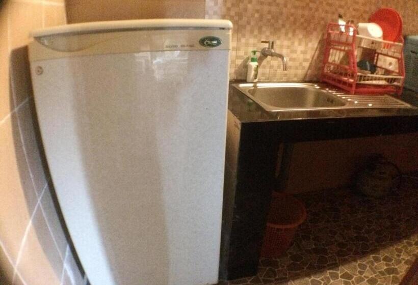 סטודיו סטנדרט נוף לים, Green Paddy Hostel & Villa