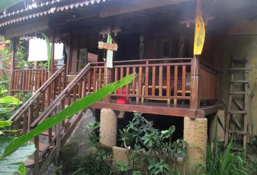 ガーデンビューのスタンダードバンガロー, Green Paddy Hostel & Villa