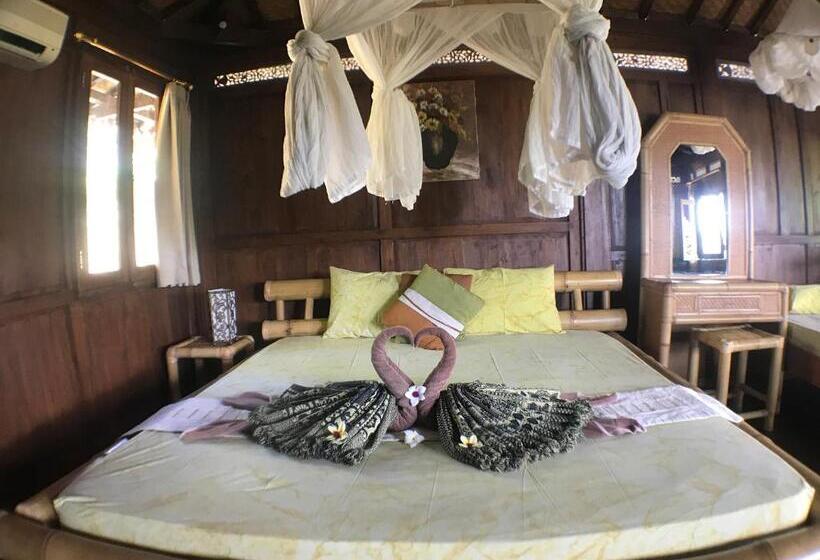 Студио Стандарт Вид на Бассейн, Green Paddy Hostel & Villa