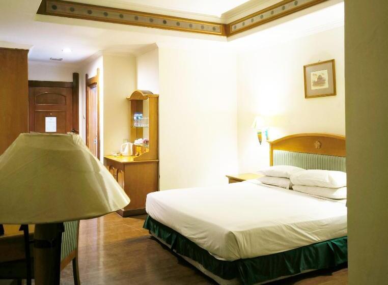 キングサイズベッドのデラックスルーム, Kresna