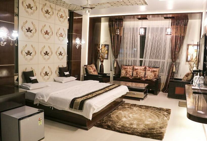 Pokój Executive, Rajahamsa