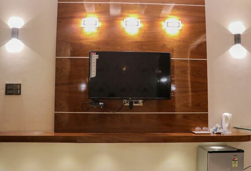 Pokój Executive, Rajahamsa