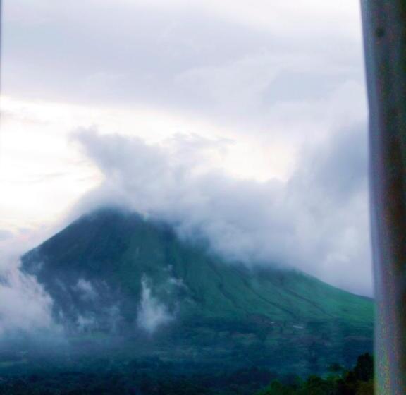 חדר סטנדרט נוף להרים, Leos