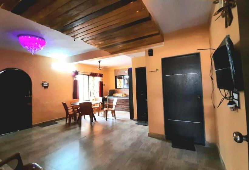 家庭间, Magadh ,in Fort Panhala