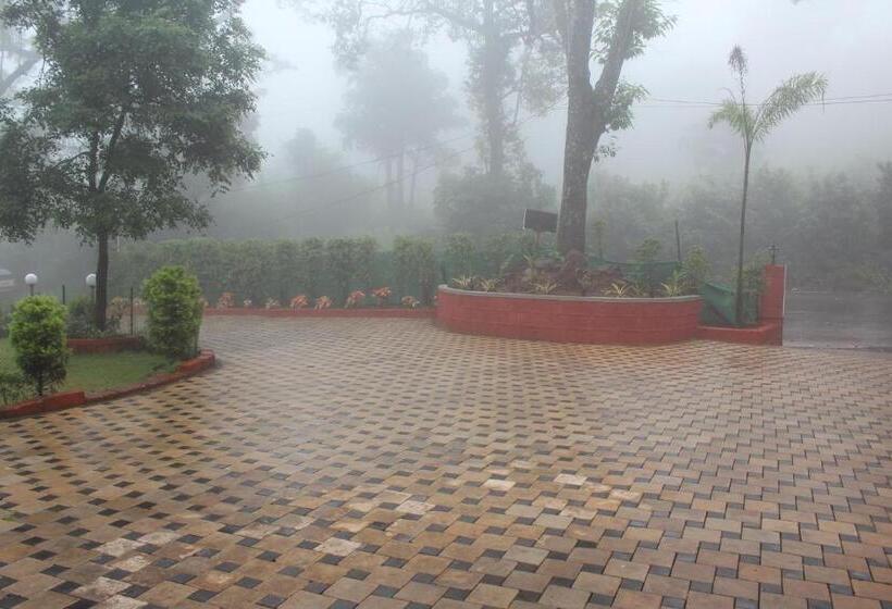 Deluxe Rum, Serenity Resort Panhala