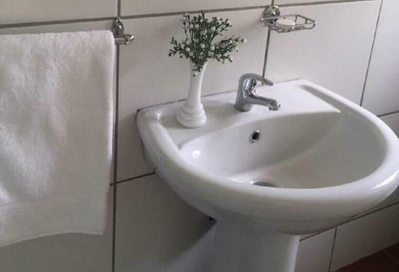 デラックスルーム, Geluksdam Guest House