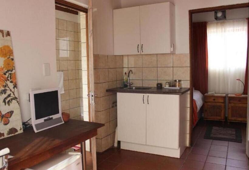 エコノミールーム, Geluksdam Guest House