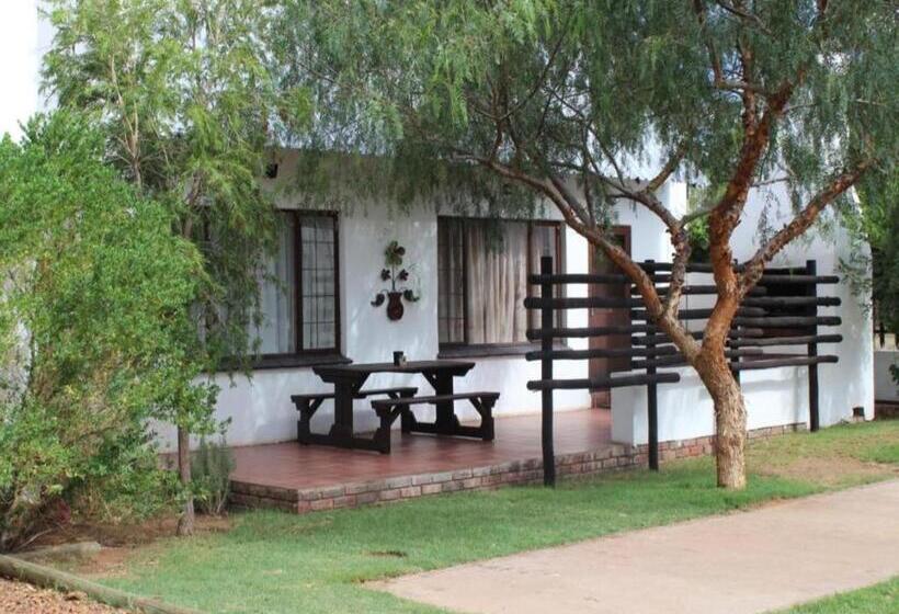 إستديو عائلى, Geluksdam Guest House