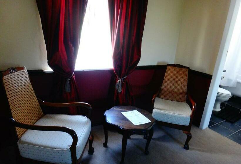 חדר סופריור, The Historic Pig And Whistle Inn