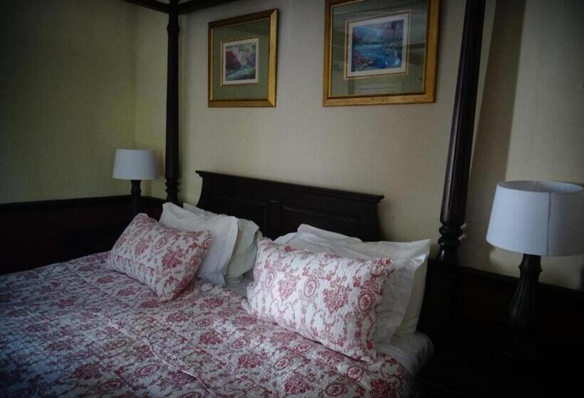 חדר סופריור, The Historic Pig And Whistle Inn