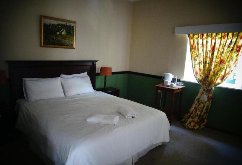 חדר סטנדרט, The Historic Pig And Whistle Inn