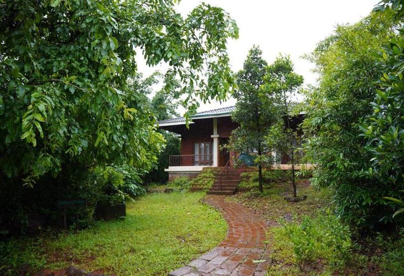 منزل غرفتين نوم, Forest Escapes Koyna
