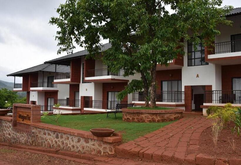 جناح سوبيريور, Forest Escapes Koyna