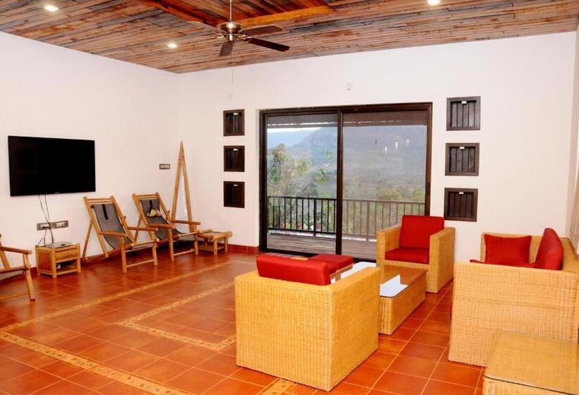 فيلا غرفتين نوم, Forest Escapes Koyna