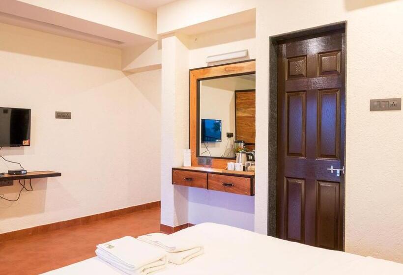 غرفة ديلوكس مزودة بشرفة, Forest Escapes Koyna