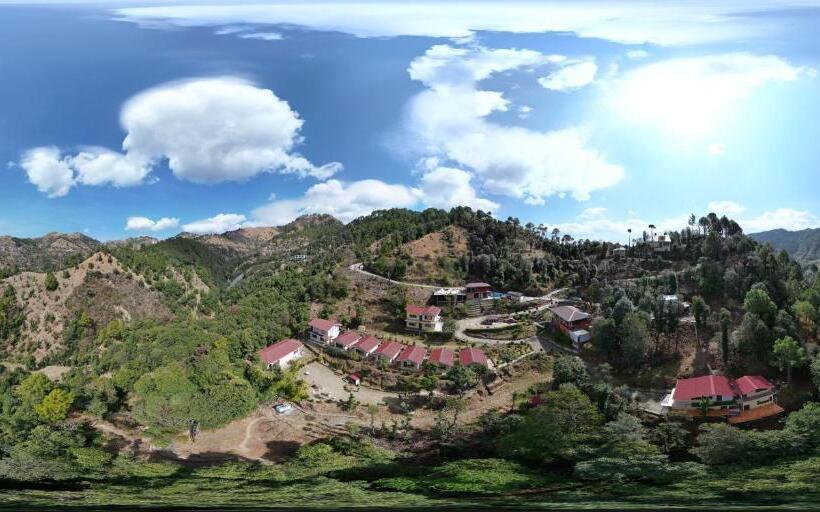 디럭스 룸, Skywood Resort Shoghi