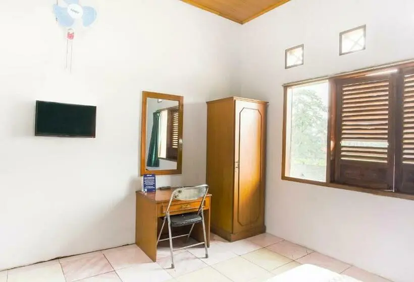 ベーシックルーム, Spot On 2584 Hotel Karya Nunggal Asri