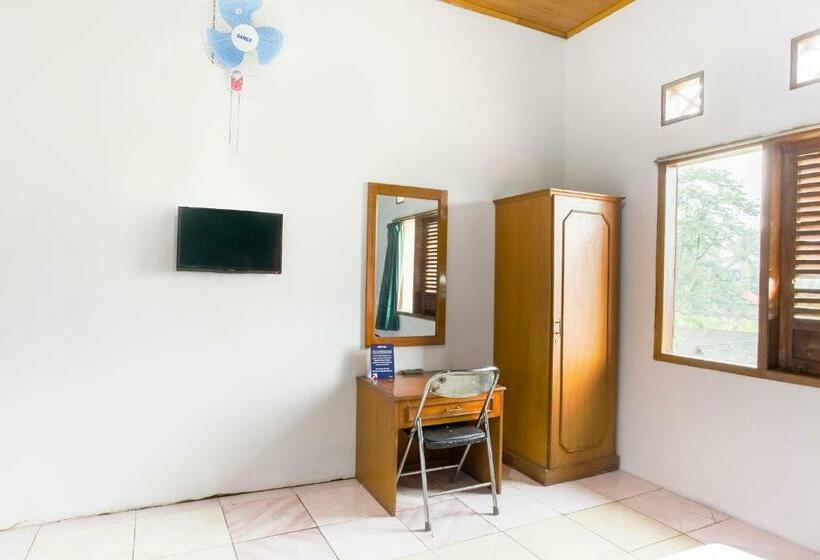 ベーシックルーム, Spot On 2584 Hotel Karya Nunggal Asri