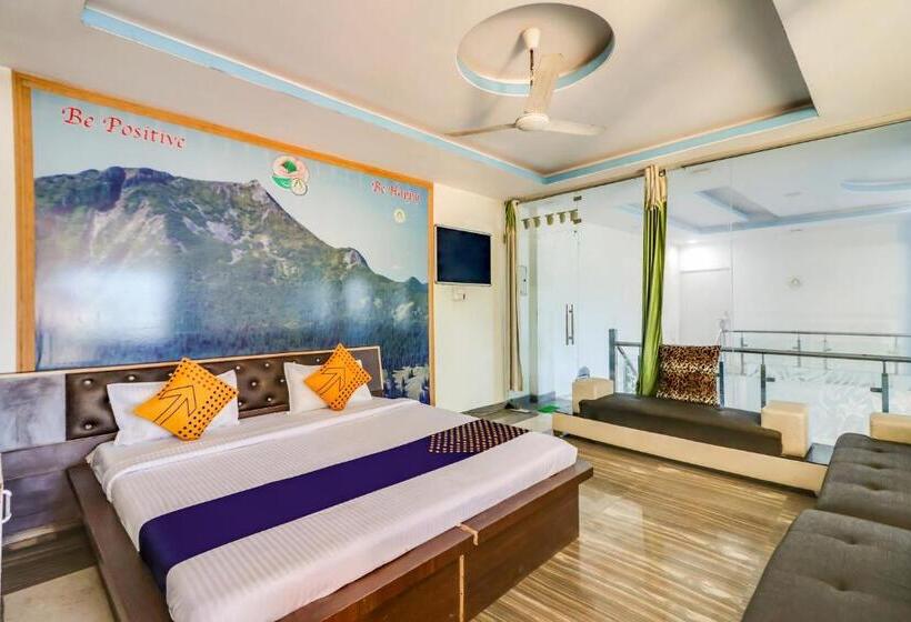 غرفة كلاسيكية ثلاثية, Spot On Hotel Lake City