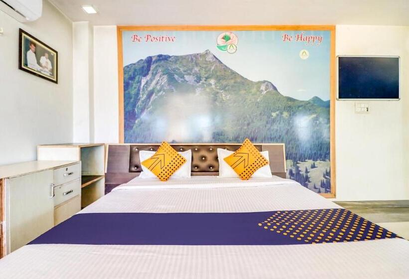 Трехместный Номер Классика, Spot On Hotel Lake City