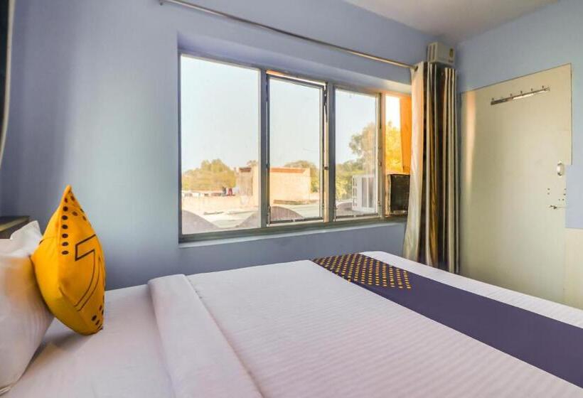 غرفة كلاسيكية ثلاثية, Spot On Hotel Lake City