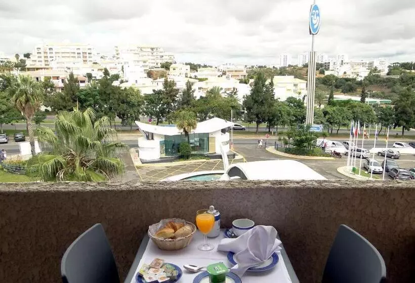 2 Bedroom Apartment with Views, Apartamento Paraiso De Albufeira