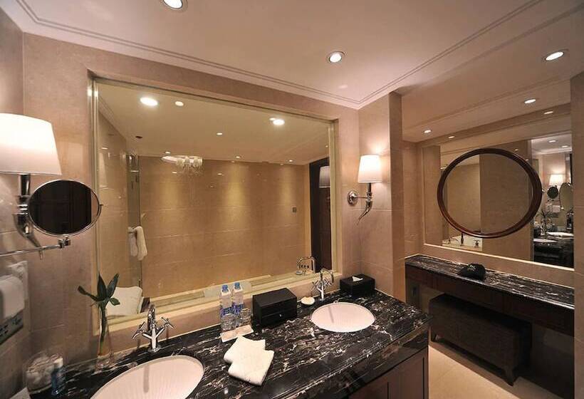 سوییت اجرایی, Central Hotel Shanghai