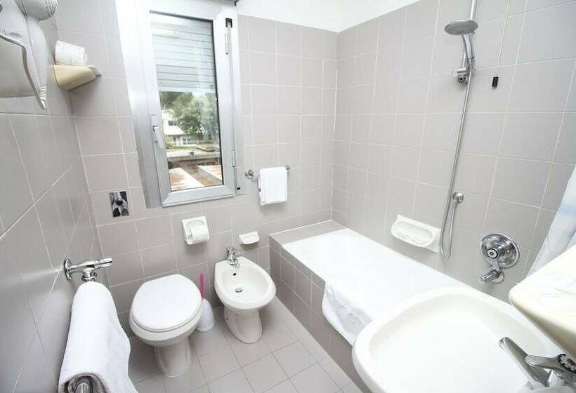 اتاق استاندارد, Corolle