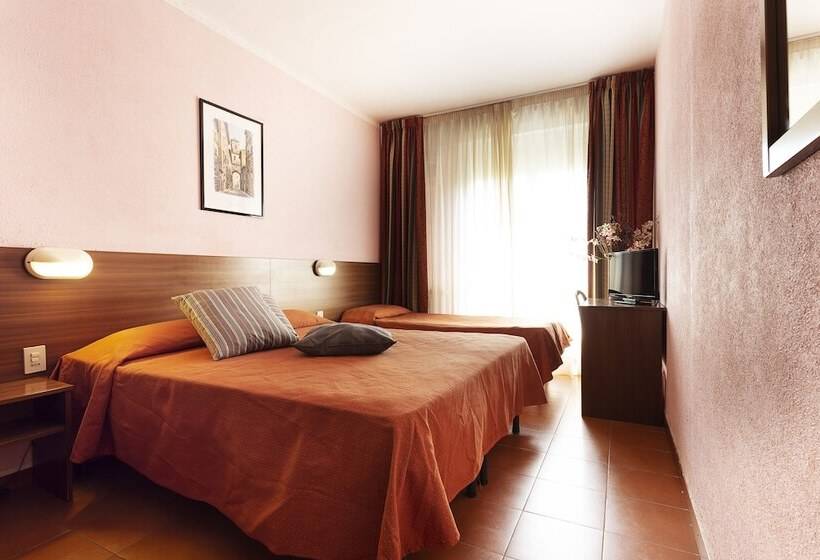 اتاق استاندارد چهار تخته, Corolle