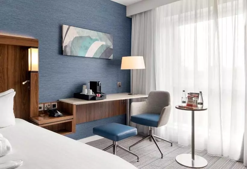 キングサイズベッドのエクゼクティブルーム, Courtyard By Marriott Glasgow Airport